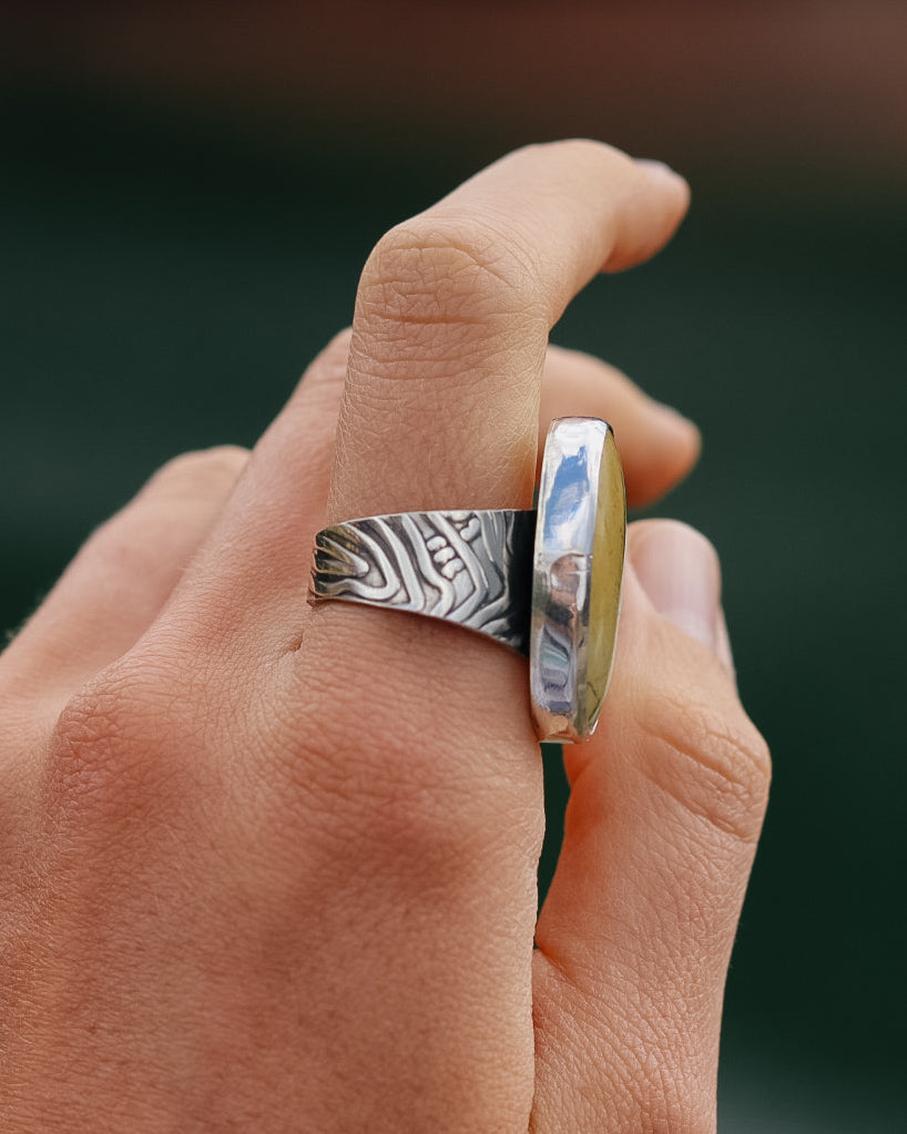Royston Ribbon Turquoise Ripple Ring || 9-9.25