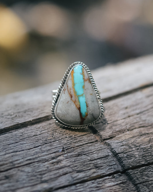 Royston Ribbon Turquoise Ring || 9.25