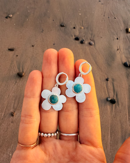 Funky Flower Huggies || Sonroan Turquoise