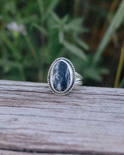 White Buffalo Turquoise Ring || 7.5