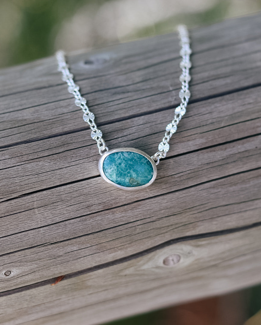 Stevie Necklace || White Water Turquosie